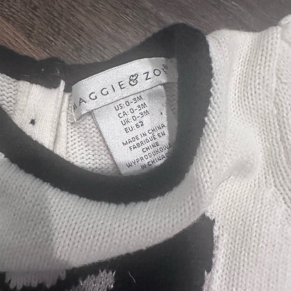 5 for $20 || Chic Kids One Piece with Bow Design 0-3MOS Maggie & Zoe - Picture 5 of 6